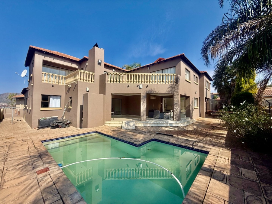 4 Bedroom Property for Sale in Birdwood Estate North West